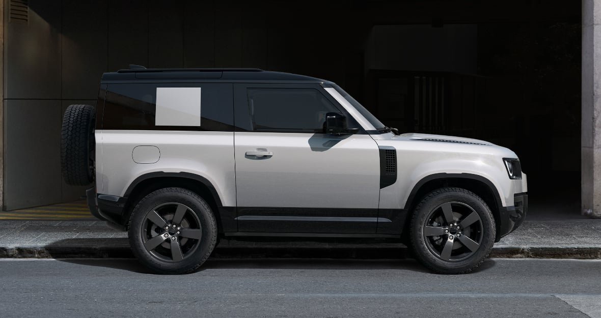 Land Rover Defender 90 in Azerbaijan