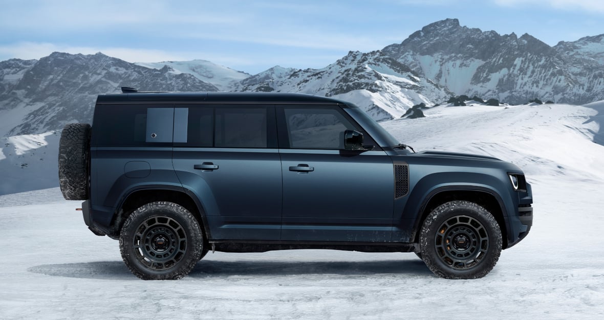 Land Rover Defender Octa in Azerbaijan